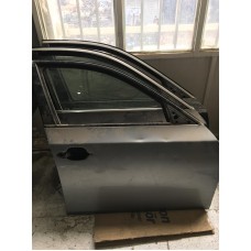 BMW E60 SAĞ ÖN KAPI
