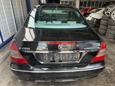 MERCEDES W211 ARKA BAGAJ KAPAĞI ORJİNAL MERCEDES W211 ARKA BAGAJ KAPAĞI ORJİNAL