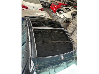 MERCEDES W211 TAVAN CAMI SANRUF CAMI KOMPLE ORJİNAL MERCEDES W211 TAVAN CAMI SANRUF CAMI KOMPLE ORJİNAL